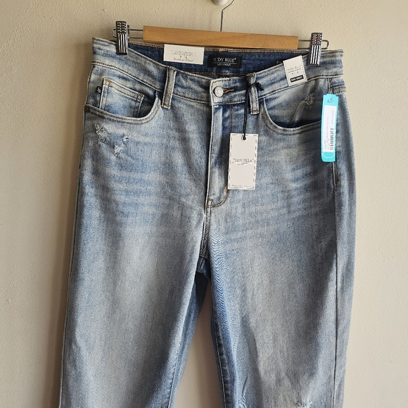 Judy Blue Talia High Rise Straight Leg Jean Size 30 - Picture 2 of 7